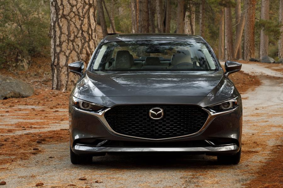  Mazda3 Sedan 2019 года  (NA) (фото 27 из 58)